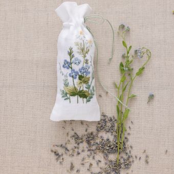 Super SALE Anchor The Meadow Collection - Camomile and Veronica 