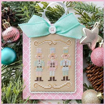 Country Cottage Needleworks - Pastel Collection 2 - Nutcracker Trio 