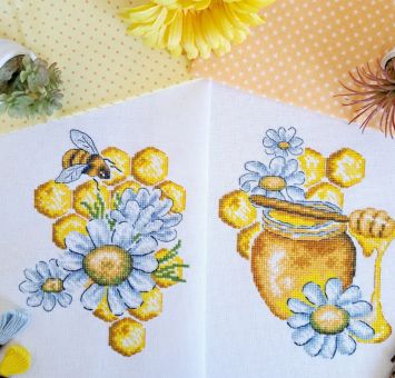 Artmishka Cross Stitch - Bee and Honey 