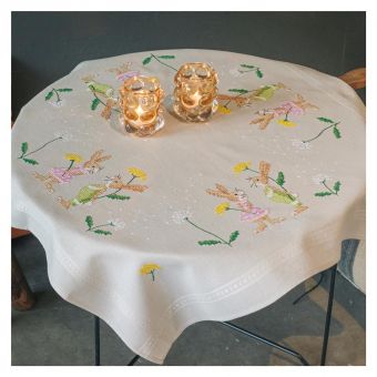 Vervaco - TABLECLOTH KIT EASTER RABBITS 