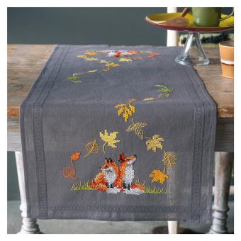 Vervaco - TABLE RUNNER KIT FOXES IN AUTUMN 
