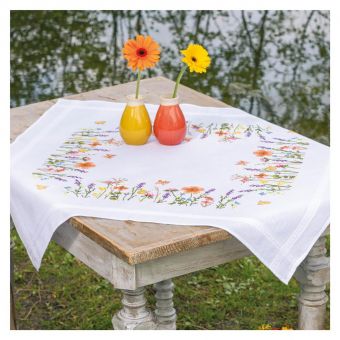 Vervaco - TABLECLOTH KIT LAVENDER AND FIELD FLOWERS 