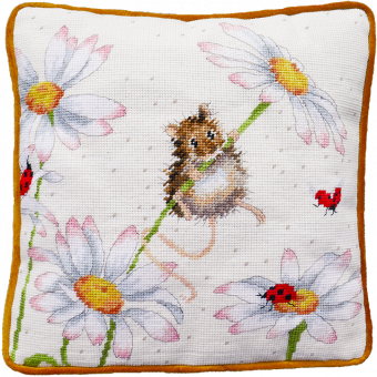 Bothy Threads - Daisy Mouse Tapestry 