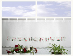 UB-Design - Rosenblüten im Fensterkleid 