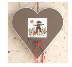 UB-Design - Passepartout-Heart In Chocolate Brown 